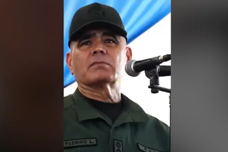 Venezuela Savunma Bakanı: Batı darbe girişiminde bulunuyor