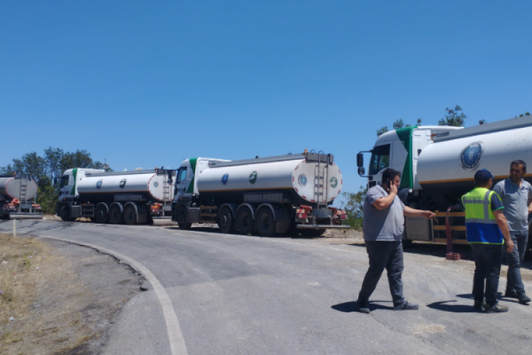 Bursa'da bayram boyunca 355 araç ve bin 500 personelle temizlik çalışmaları yapıldı