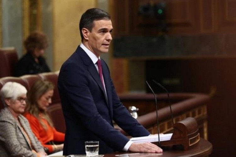 Sanchez: İspanya, Bolivya'daki askeri hareketleri şiddetle kınıyor