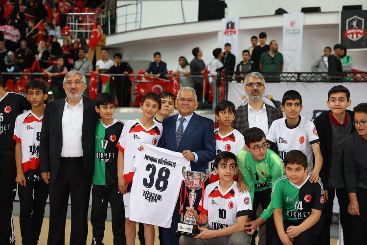 Başkan Büyükkılıç: Bizim gururumuz, onurumuzsunuz