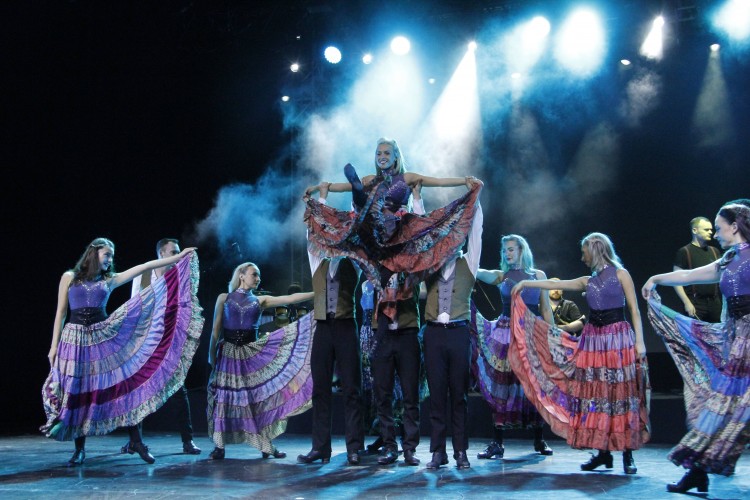 Bursa Festivali'nde Celtic Legends, sahne aldı