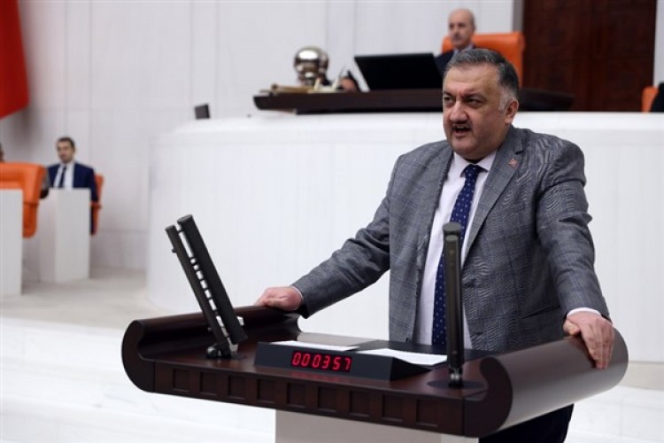 Karal: "Lütufmuş gibi verilen bayram ikramiyesi de maaşlar gibi eridi gitti"