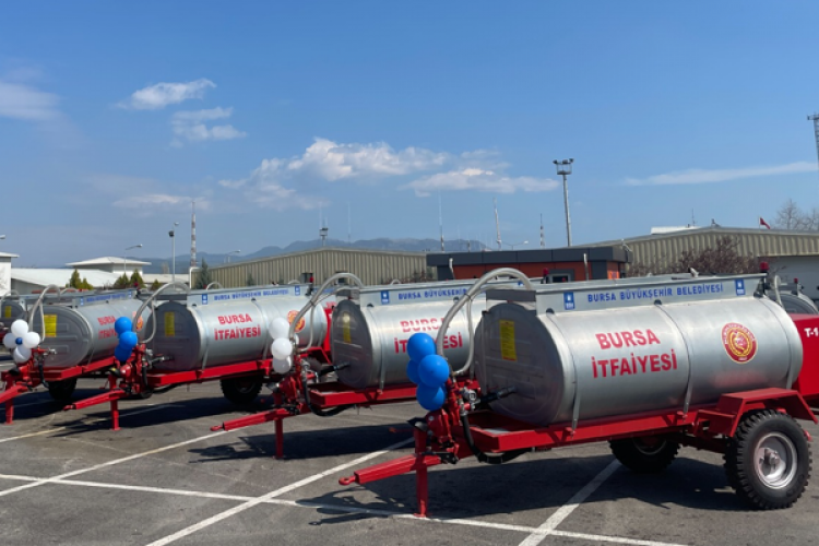 Bursa Belediyesi, 30 adet yangın söndürme su tankerini filosuna dahil etti