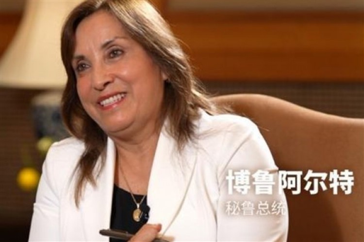 Peru Devlet Başkanı: Pasifik Okyanusu'na rağmen Çin'le kucaklaşabiliriz