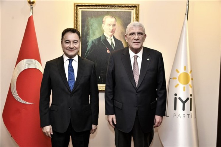 Dervişoğlu, DEVA Partisi Genel Başkanı Babacan'ı ağırladı