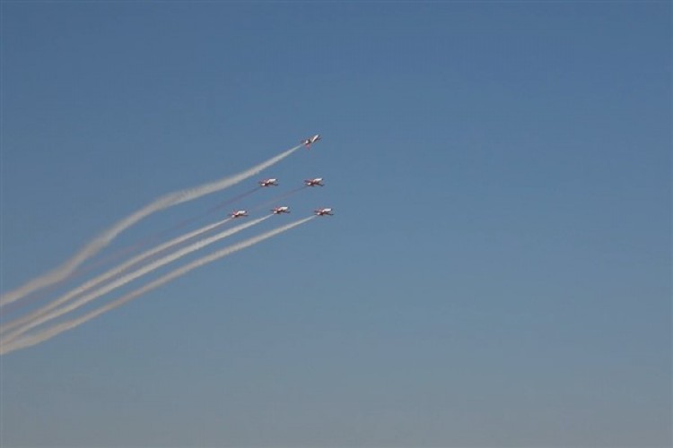 Türk Yıldızları, Riyad'da gösteri uçuşu gerçekleştirdi
