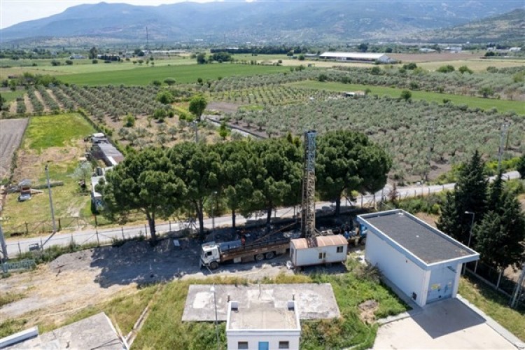 Aliağa ve Bergama'ya 6 yeni sondaj kuyusu