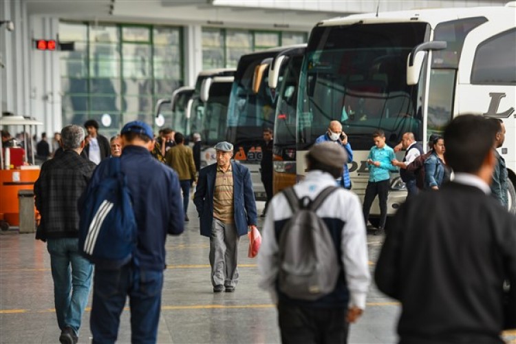 Ramazan Bayramı tatilinde 17 bin 662 otobüs AŞTİ'ye giriş-çıkış yaptı