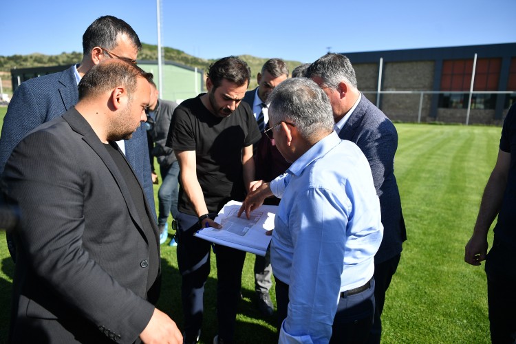 Başkan Büyükkılıç'tan Erciyes Yüksek İrtifa Kamp Merkezi'ne inceleme