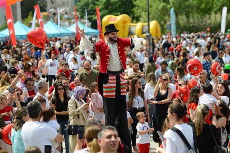 Nilüfer'de 23 Nisan coşkusu yaşandı