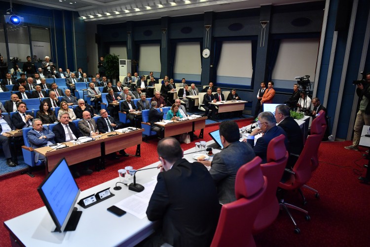 Kayseri Büyükşehir Meclisi'nden Erciyes Kayak Merkezi'ne 12 adet tenis kortu kararı