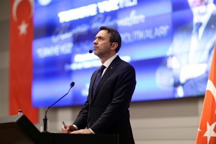 Bayraktar: "Afetlere karşı dirençli şehirler oluşturmak için gece gündüz çalışacağız"