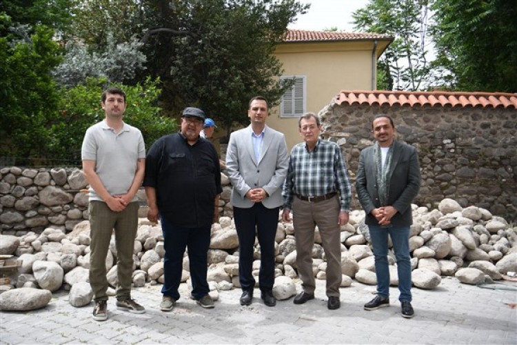 Bornova Belediyesi'nden Dramalılar Köşkü Kent Arşivi ve Müzesi'ne onarım