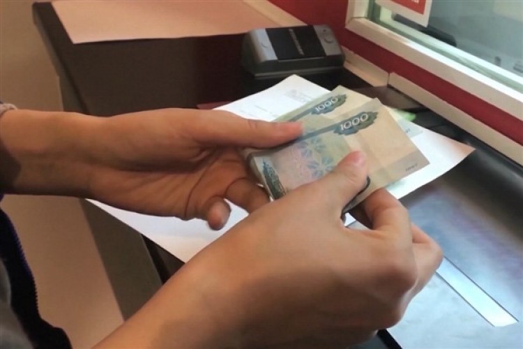 Çin yuanı, Rusya'da en çok işlem gören para birimi olarak ABD dolarının yerini aldı