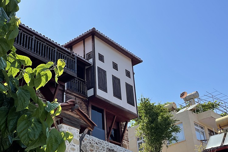 Alanya'da apart otellerin dolması bekleniyor