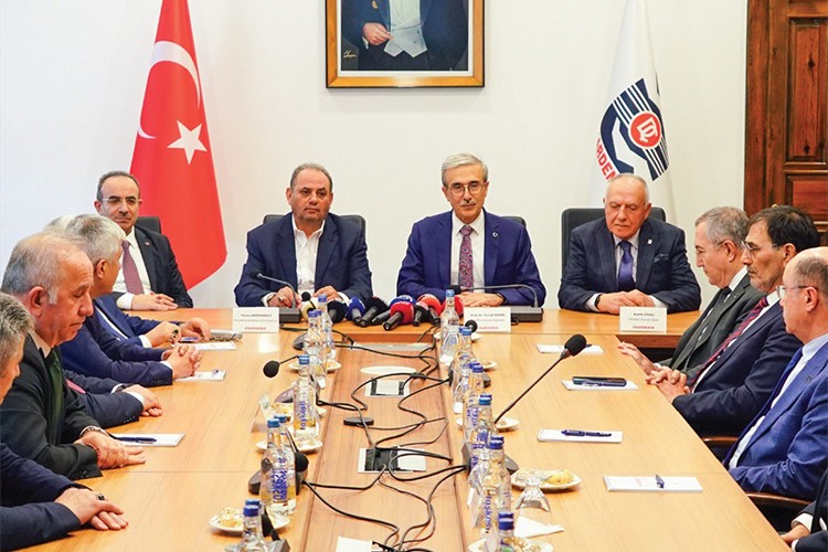 KARDEMİR'de 17. dönem toplu iş sözleşmesi imzalandı