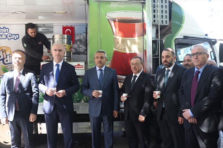 ÇAYKUR'da 2025 yaş çay kampanyası açıldı