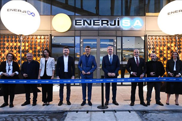 Ankara Söğütözü Müşteri Hizmetleri Merkezi'ni açtı