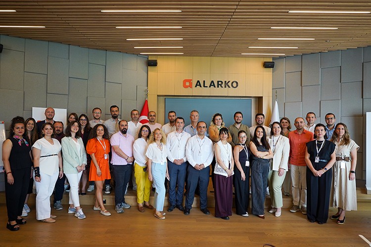 Sürdürülebilirlik Yetkinliklerine Yatırım Yapıyor