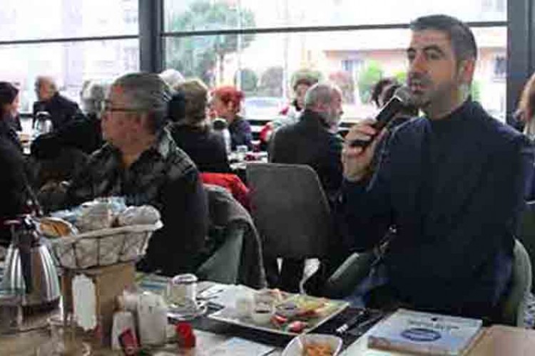 BAŞKAN GÖKHAN YÜKSEL, SANATA GÖNÜL VEREN KARTALLILARLA BULUŞTU