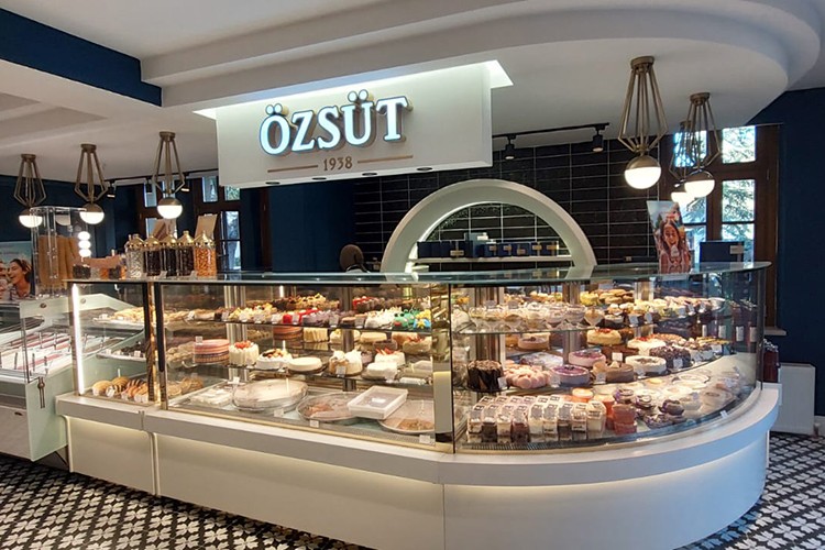 Özsüt'ten Ankara'da yeni mağaza