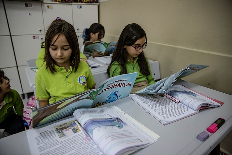 Geleceği Koruyan Kahramanlar