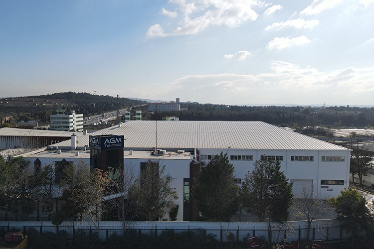 Mıstaçoğlu Holding, 1 milyonu aşkın akıllı telefon üretti