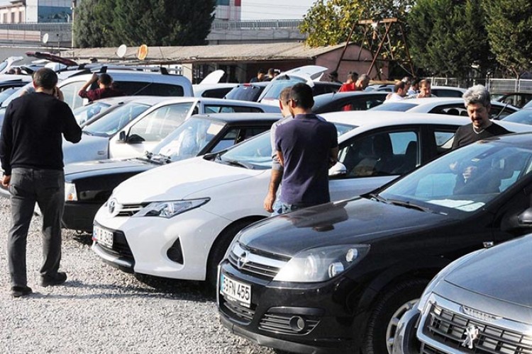 Yüzde 8'lik fiyat düşüşü ikinci elde avantaj sağladı