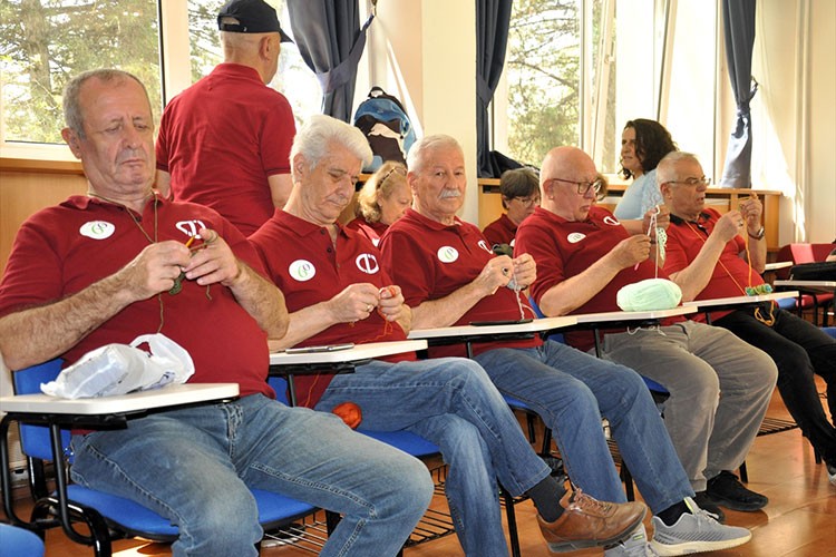 Tazelenme Üniversitesi ile eğitimde "ikinci bahar"larını yaşıyorlar