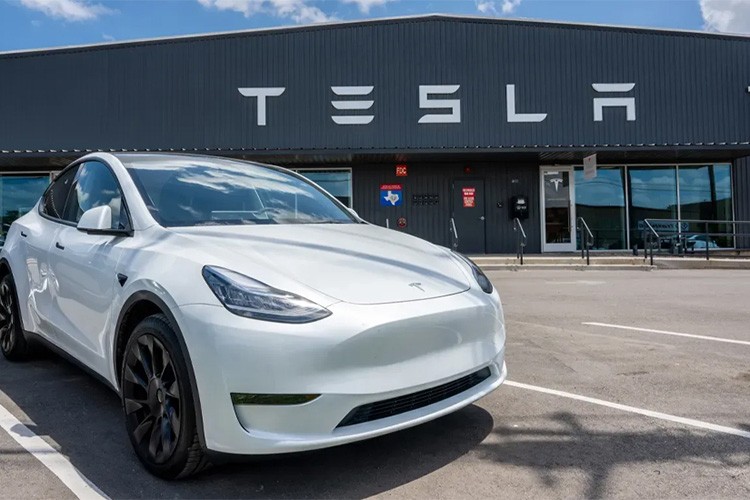 Tesla satışları ocakta Avrupa'da sert düştü