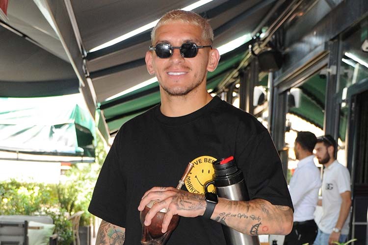 Lucas Torreira o soruya cevap vermedi!