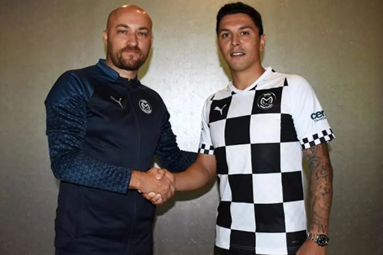 Manisa FK'de Oğuzhan Berber takımdan ayrıldı