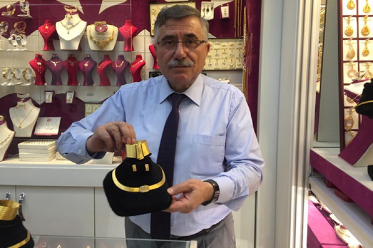 "Altın sarraftan alınır"