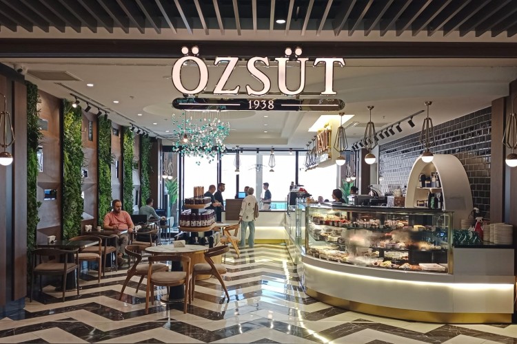 Özsüt lezzetleri şimdi Alanya'da!