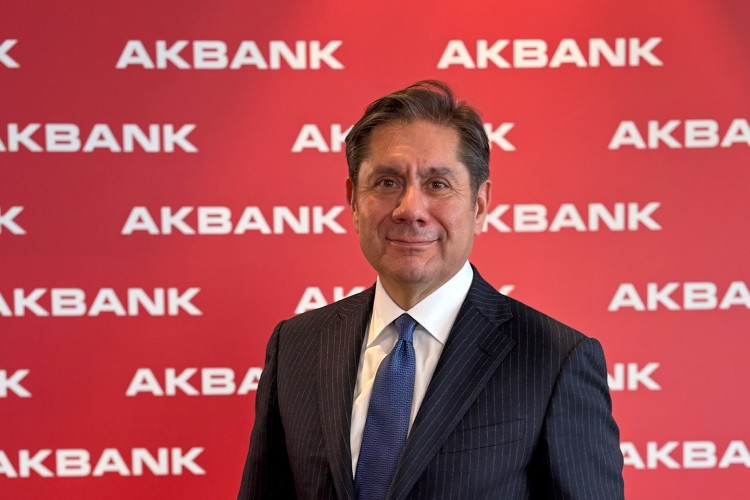 "Türkiye'nin en büyük özel bankası olmak üzere yola çıktık"