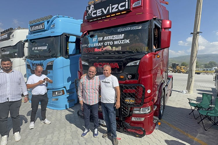 Modifiye araç tutkunları Muğla'da buluştu