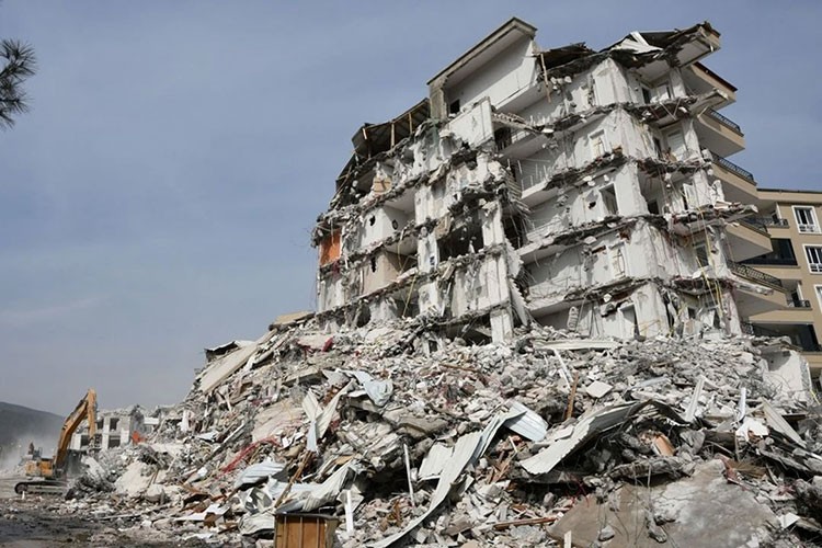 Deprem bölgelerine 6,4 milyar dolarlık yurt dışı finansman sağlandı