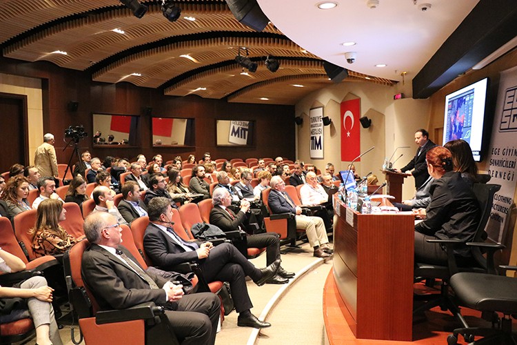 Hem tehdit hem fırsat