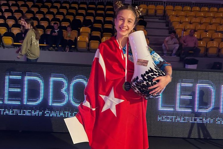 Cumhuriyetimizin 100. yılında, yeni bir Dünya Şampiyonumuz var