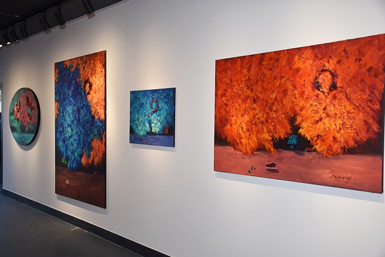 Cemiyet ve sanat dünyası akın etti