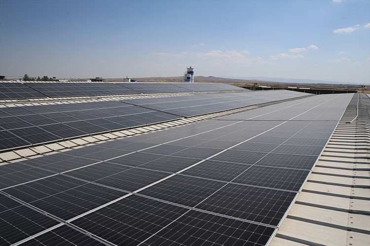 67 fabrikanın enerjisi GES'ten sağlanıyor