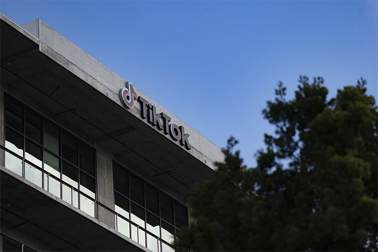 TikTok, ABD'de yeniden erişime açıldı