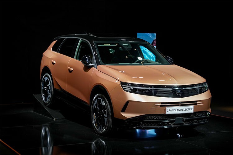 Yeni Opel Grandland Türkiye'de