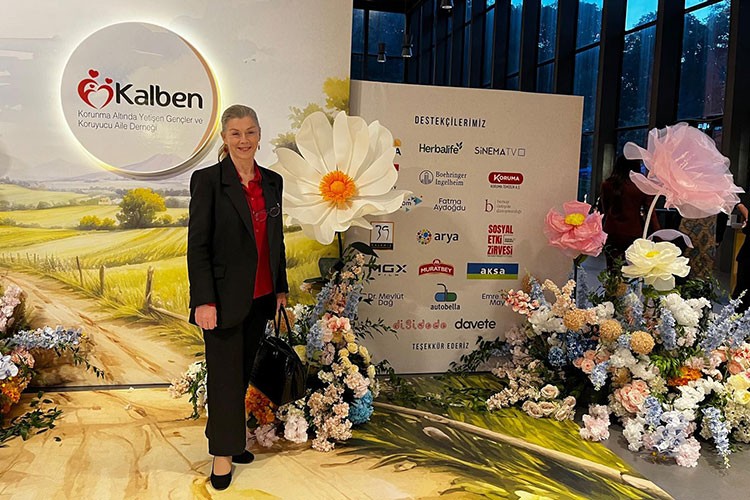 Çocuklar için sadece peynir değil, umut da üretiyor