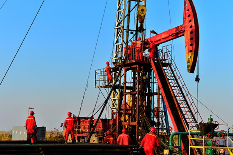 Brent petrolün varil fiyatı 73,93 dolar