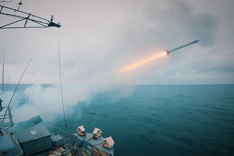 GÖKSUR ilk su üstü atışını başarıyla gerçekleştirdi