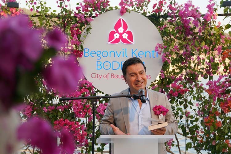 Begonvil kenti Bodrum