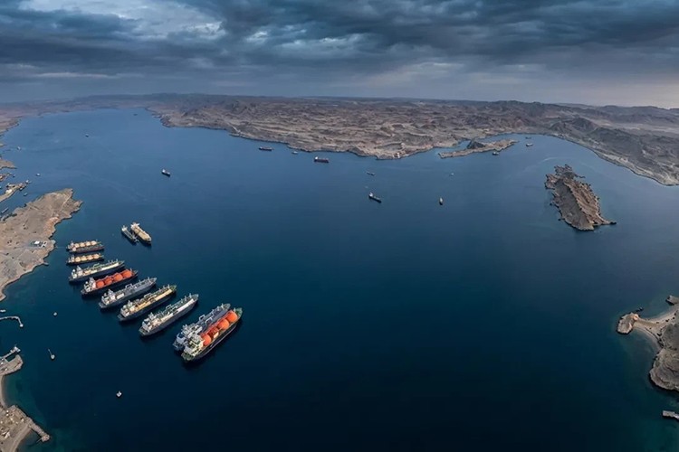 Hürmüz görüşmeleri çıkmazda: Petrol fiyatları zirve yaptı
