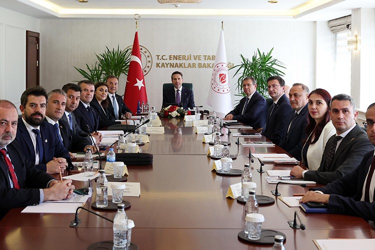 Maden sektörü bakanlıklara 14 maddelik çözüm dosyası sundu