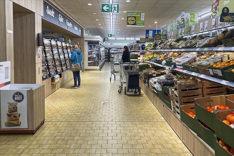 Almanya'da enflasyon tüketici güvenine olumsuz yansıyor